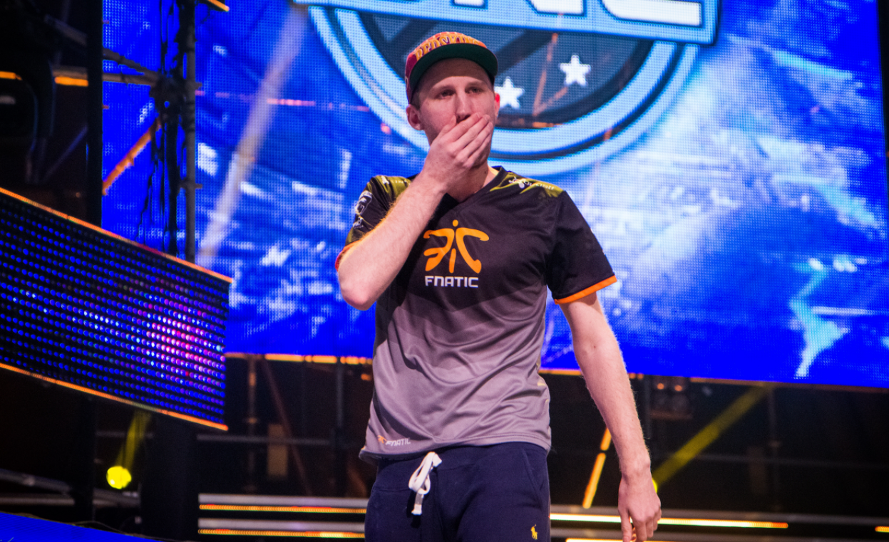 单枪匹马摸警家,时隔四月奥拉夫重返赛场 - csgo gg王