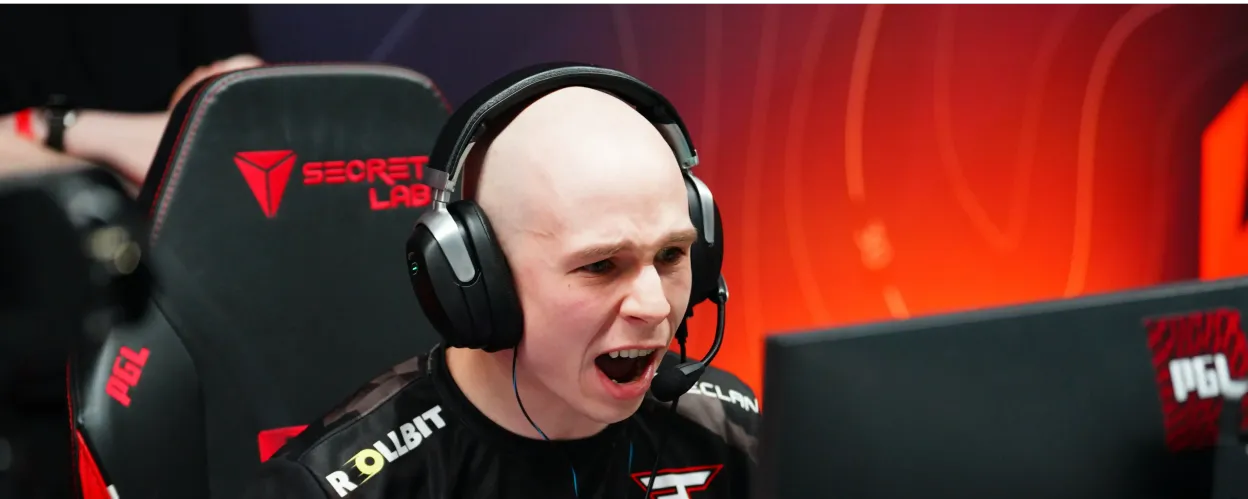 FaZe advanced to playoffs at PGL Cluj-Napoca 2025
