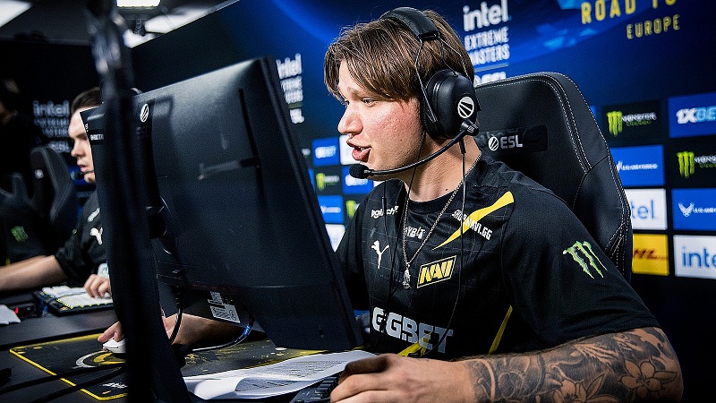 s1mple: Só me comuniquei com Mira da divisão Spirit's Dota, encontramos frequentemente.