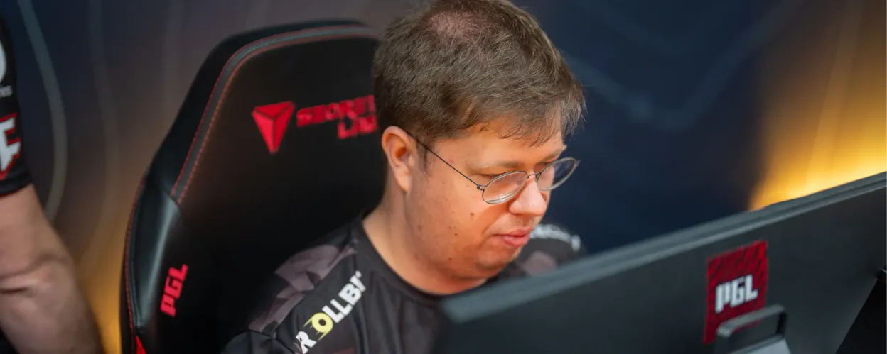 FaZe 淘汰 Apogee ,晋级 PGL 布加勒斯特 2025 季后赛