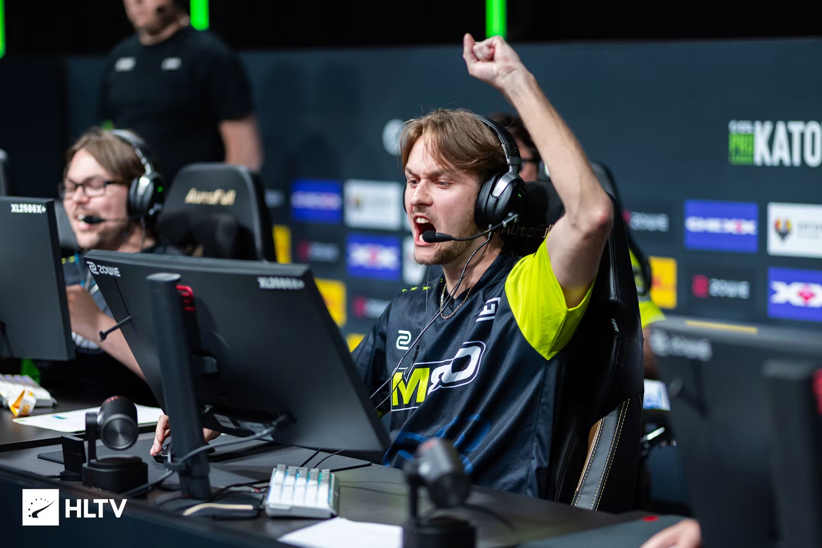  M80  eliminate  TyLoo  from ESL Pro League Season 24