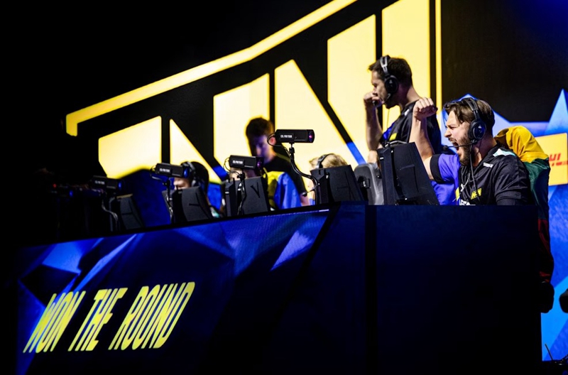  s1mple 's first departure: NAVI mencapai tiga final major berturut-turut
