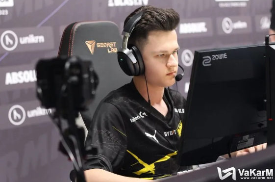  B8  dropped out of the Thunderpick World Championship 2024 qualifiers in a match against  TSM 