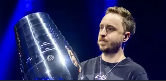  GeT_RiGhT  on the simplicity and appeal of CS - “Counter-Strike is easy to understand, just like soccer”