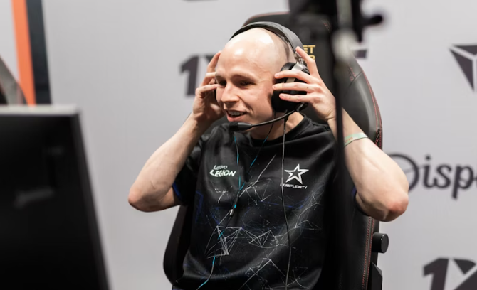  EliGE : "Нам нужно начать показывать, что мы команда топ-10" - о предстоящем групповом этапе IEM Cologne 2024