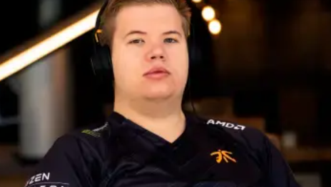  JW  trolla il nuovo  Astralis  rimescolamento menzionando  GODSENT 
