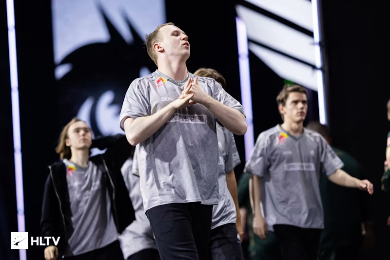 Spirit sweep  Falcons  to secure ESL Pro League semifinal rematch with  Mouz 