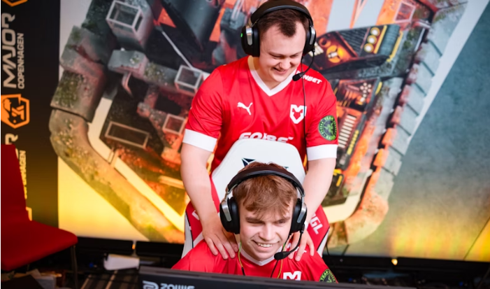 Brollan se une a  Mouz  de forma permanente: un nuevo capítulo para el jugador sueco