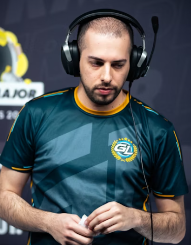  GamerLegion  тренер, как: "Нам пришлось рисковать" - о подписании молодых игроков