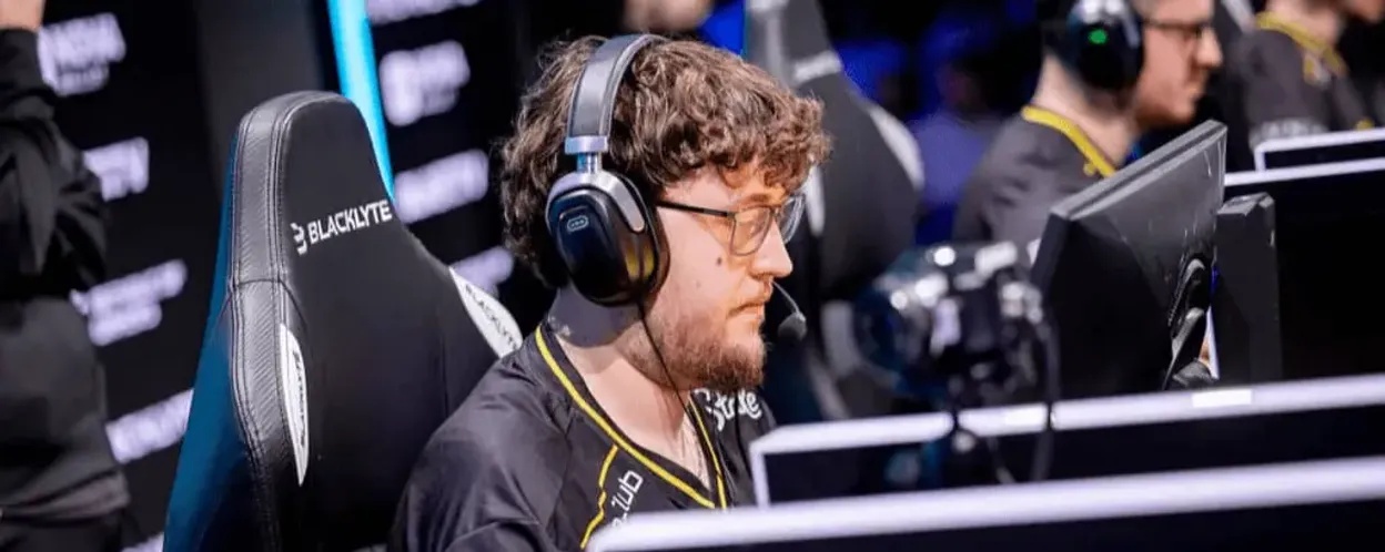  Vitality ,  Mouz ,  The MongolZ , magic,  Astralis , 和  Legacy  获得了最后的 EWC 2026 资格赛名额