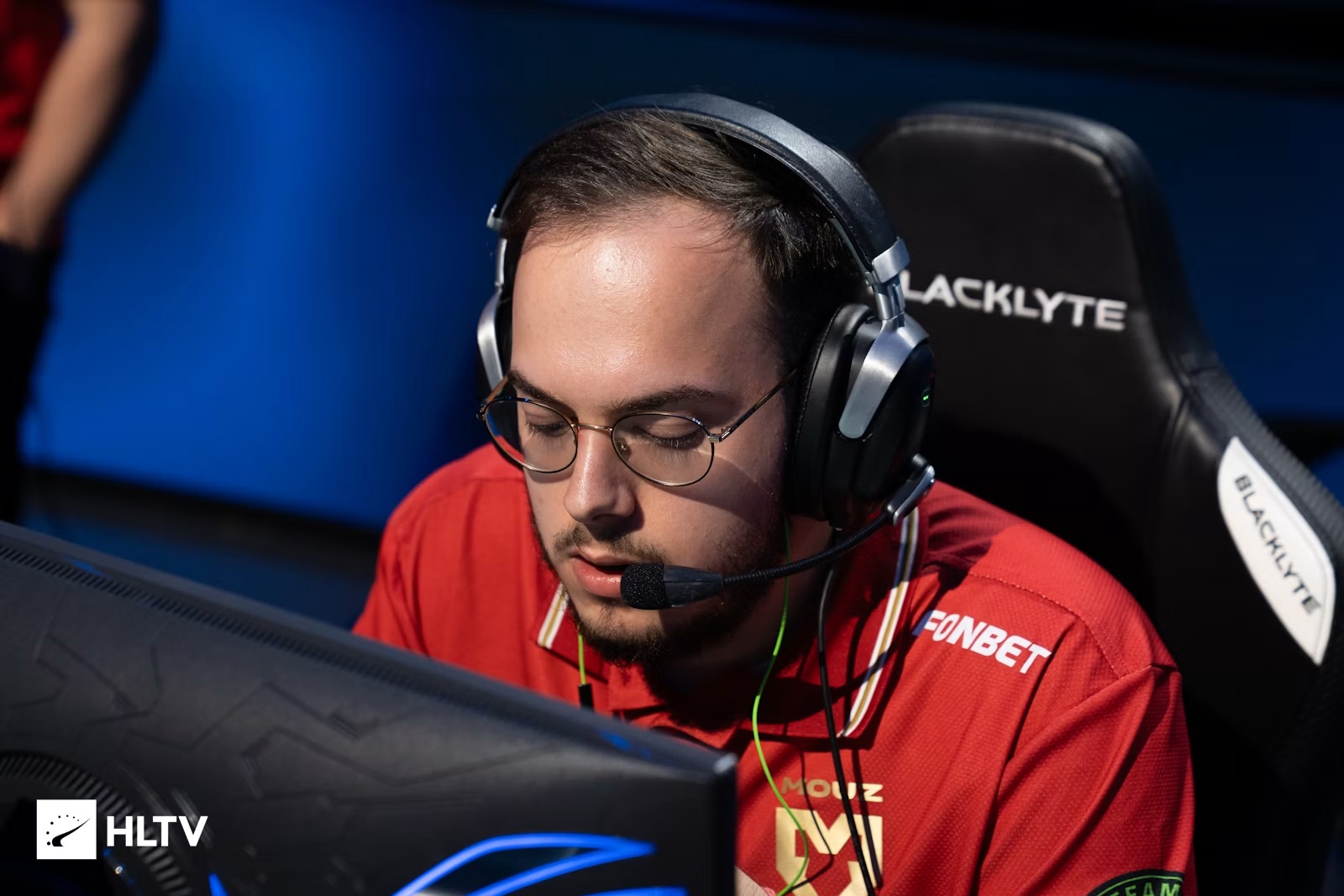  Mouz  击败  Inner Circle  2-0，确保获得 BLAST Open Porto 资格赛名额