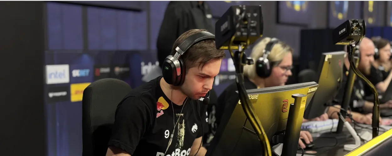 Spirit will play against NAVI in the semifinals of IEM Katowice 2025