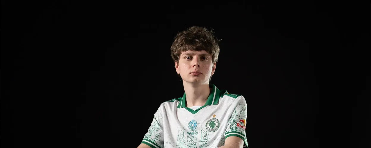 Giám đốc điều hành của  Falcons  phủ nhận tin đồn về phí chuyển nhượng của kyousuke từ Spirit Academy