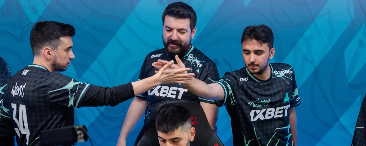  aurora  Besiege  ODDIK  um in die PGL Astana 2025 Playoffs einzuziehen