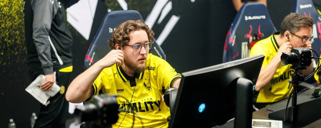 ZywOo and apEX Extend Contracts with  Vitality  Until 2028