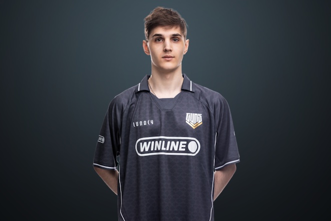 CYBERSHOKE sign yiksrezo and add dEMA as coach