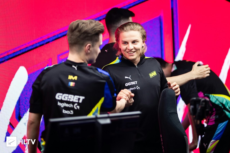  Aleksib  Bricht den Fluch, in aufeinanderfolgenden fünf BO5-Finals untergegangen zu sein