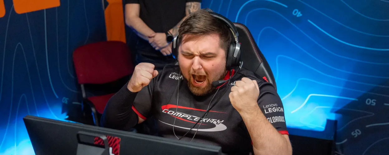 Complexity Advance to Playoffs, FaZe Face Last Chance at PGL Bucharest 2025