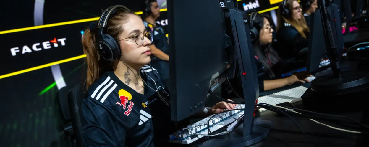 A Grande Final da ESL Impact League Temporada 7 Atrai Mais de 100.000 Espectadores