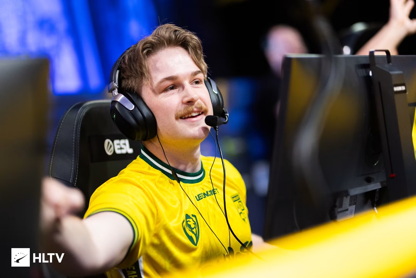  aliStair  returns to FlyQuest as AWPer and in-game leader
