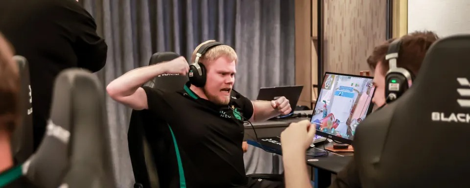  Falcons  colocou Snappi, dupreeh e Maden no banco, encerrando também o empréstimo de s1mple