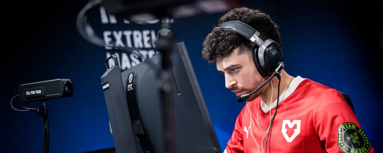  Mouz  and  Vitality  will start the IEM  Dallas  2025 playoffs with the Semifinals