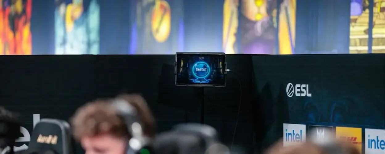 Coaches Use Pause Tablet Mind Games at IEM Cologne Major