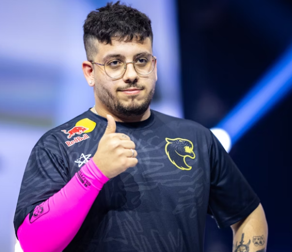  FURIA Esports  轻松击败  Virtus.pro  于 BB Dacha