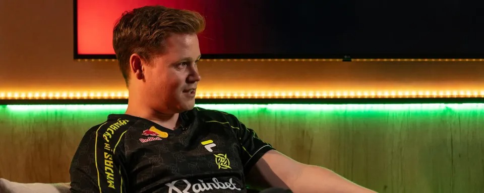  B8  Cadere contro  PARIVISION , NIP Sconfigge  OG  negli ottavi di finale del tabellone superiore di StarSeries Fall 2025