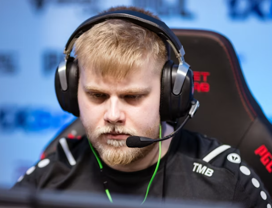  TMB  wird neuer Kapitän von  ECSTATIC 