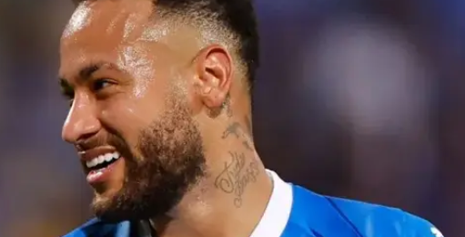 Neymar Lends Rare AK-47 "Blue Gem" to  yuurih  for IEM Cologne 2024
