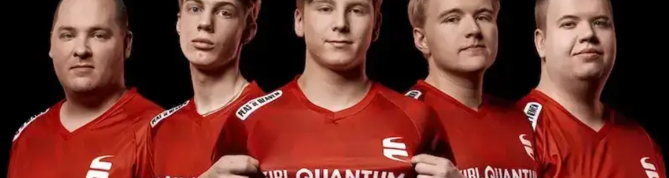 flusha чудом избежал серьезной травмы после столкновения с тюком сена