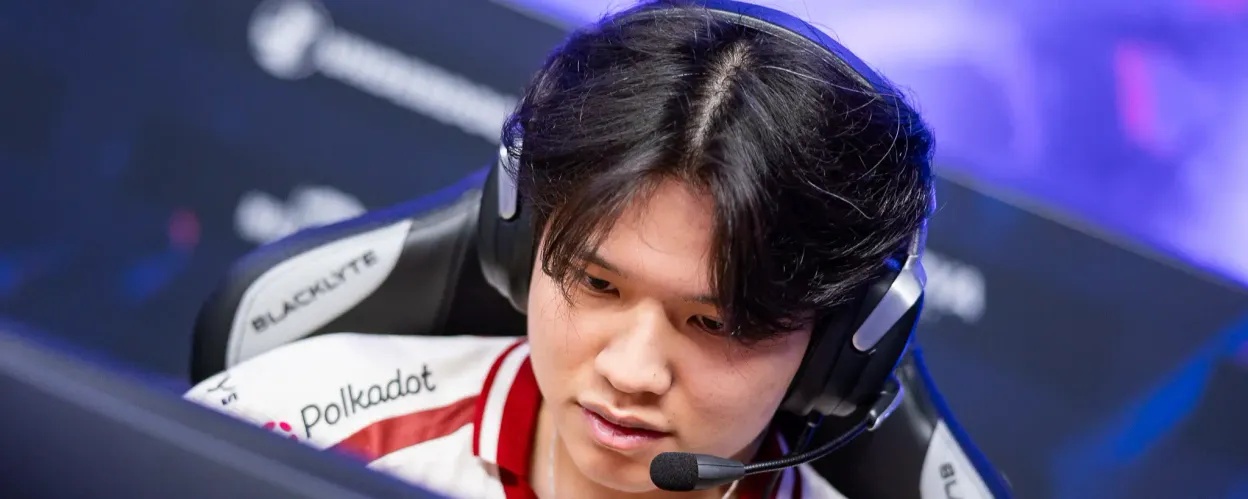  Yxngstxr  departs from  Heroic 