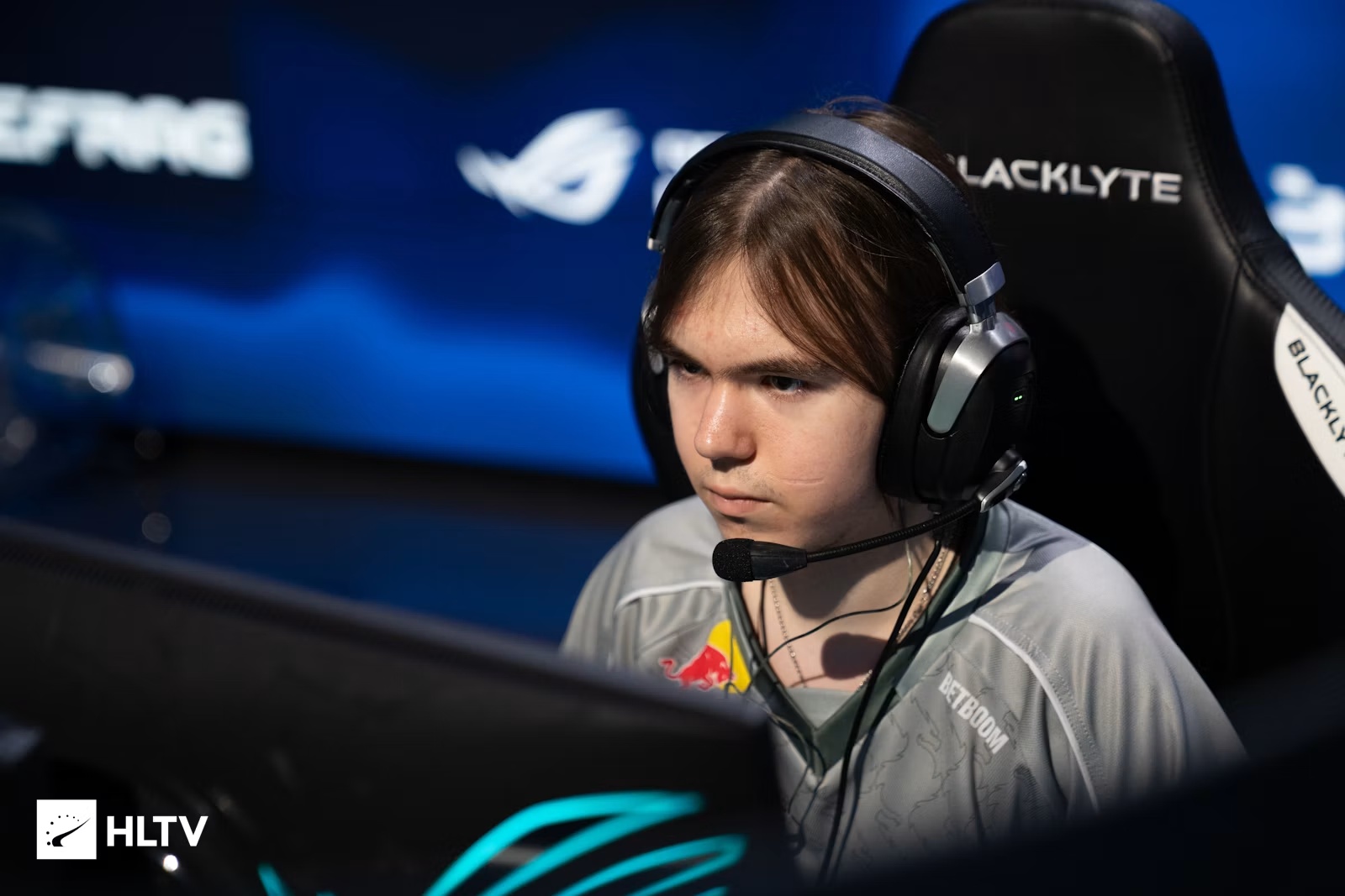 donk sets  CS2  ace record as  Spirit  sweep DENDELE at BLAST Open Porto