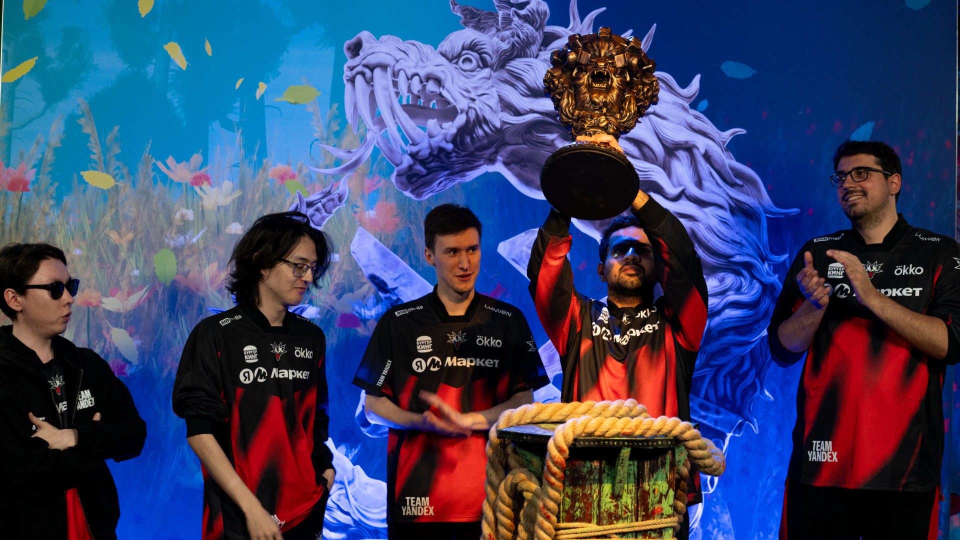  Navi  以三场比赛击败 LGD 晋级 PGL Wallachia 总决赛
