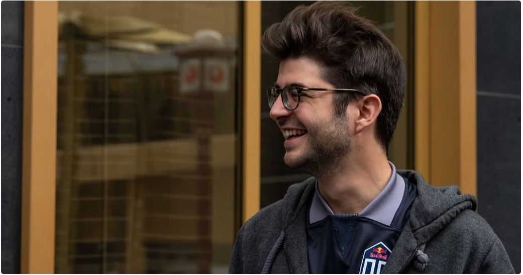  Ceb ：Valoramos mucho la opinión de todos los miembros