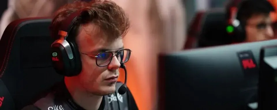 MOUZ Player BOOM Hits 16,000 MMR in Dota 2