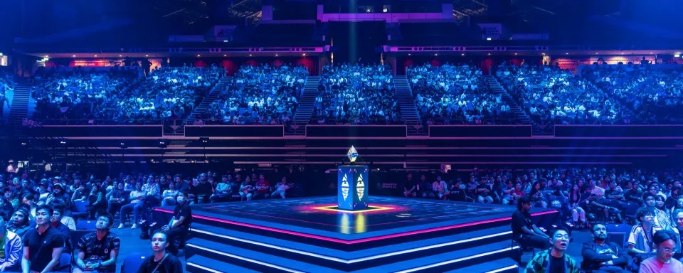 OG 对阵 Team Yandex , Natus Vincere vs. MOUZ 在 BLAST Slam V 季后赛