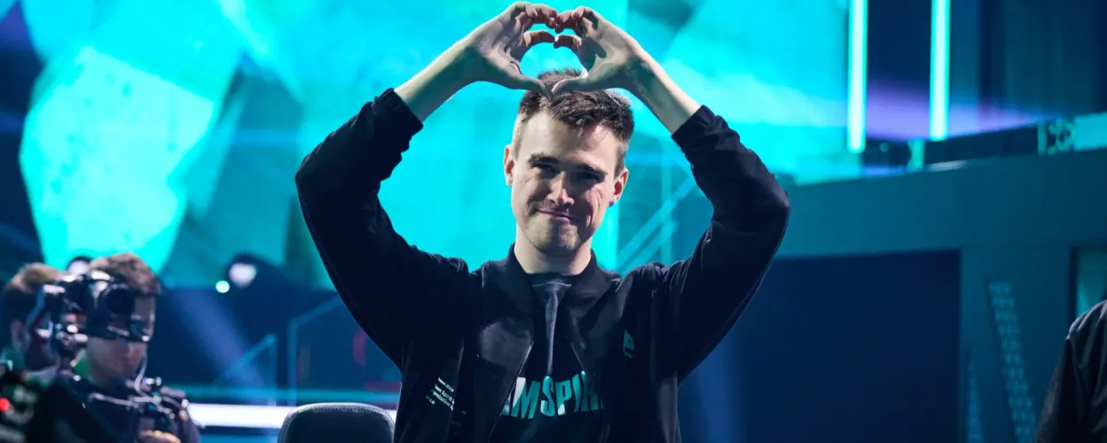 Miposhka alcanzó 15,000 MMR antes de los playoffs de DreamLeague Season 25