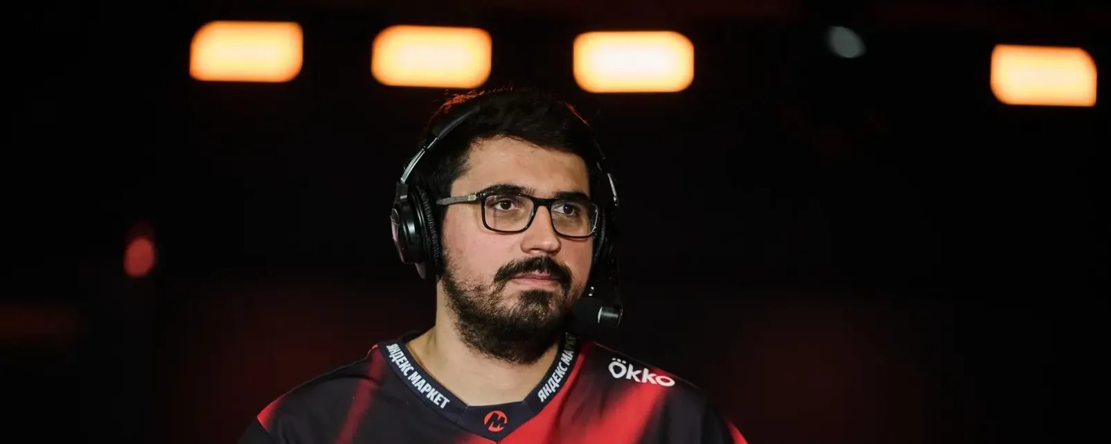  Team Yandex  survive  PARIVISION 's 16-minute demolition to reach upper final alongside  GamerLegion 