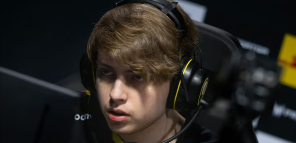  Nix 建议 BetBoom Team 转换在Dota 2中的位置