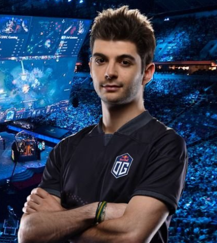  Ceb  comentó sobre la salida del entrenador de  OG 