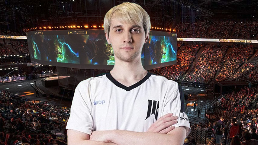 Arteezy назвал игроков, которые помогли ему стать tier-1 керри в Dota 2