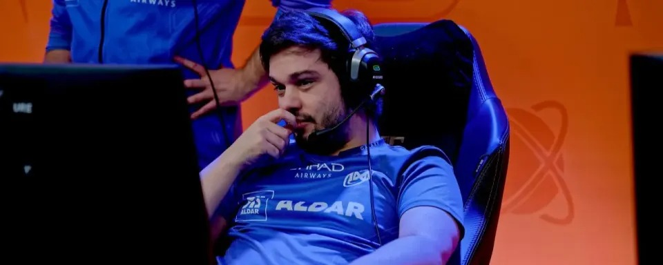 Nigma Galaxy 与 Tobi 结束试用期