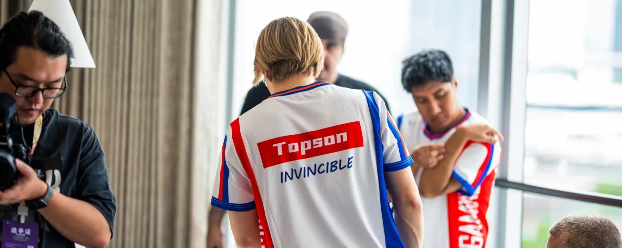  Topson  Mempertimbangkan Melanjutkan Karir Setelah The International 2026: "Perlu Mengklaim Aegis Lain"