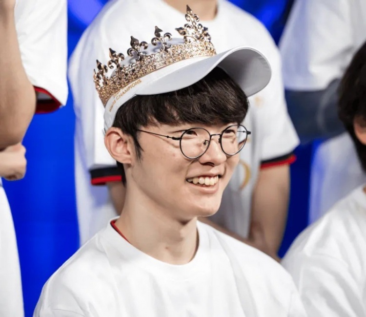 Faker ha ganado el premio al Mejor Jugador de PC en los Esports Awards durante dos años consecutivos. 