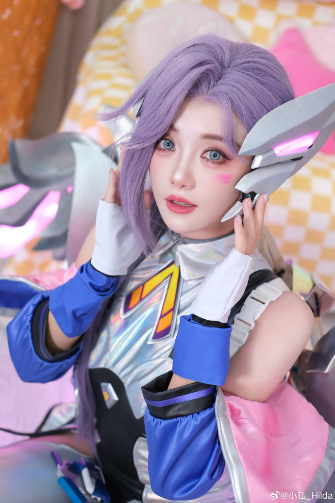  LPL  host  Xiaoyu  chia sẻ ảnh cosplay Seraphine: Hãy cùng chiến thắng trận đấu tiếp theo