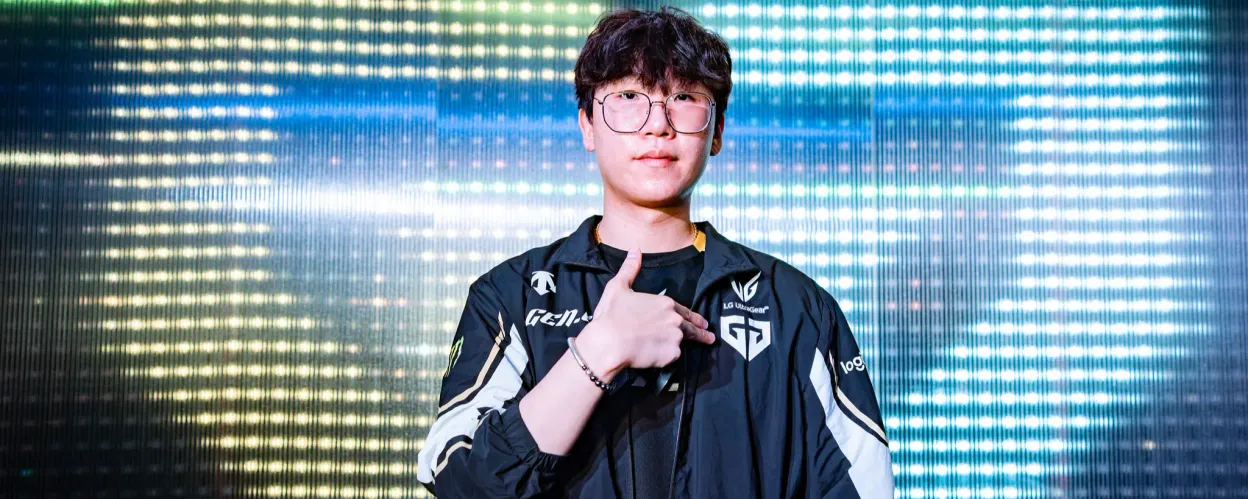  Generation Gaming  以18-0的完美战绩完成LCK 2025常规赛，追平了 T1 的记录