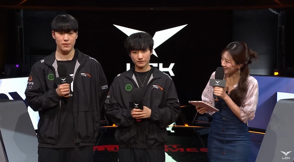 Zeke ＆  Peanut  panayam pagkatapos ng laro: Ang champion pool ni  Generation Gaming  ay medyo katulad ng bulsa ni  Doraemon .