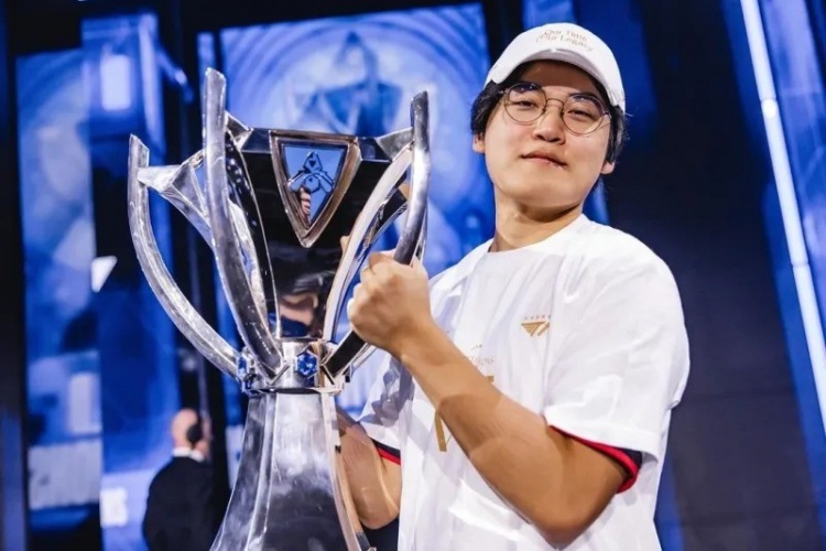 T1 staff: The players all want to continue working together; Guma wants to stay with T1